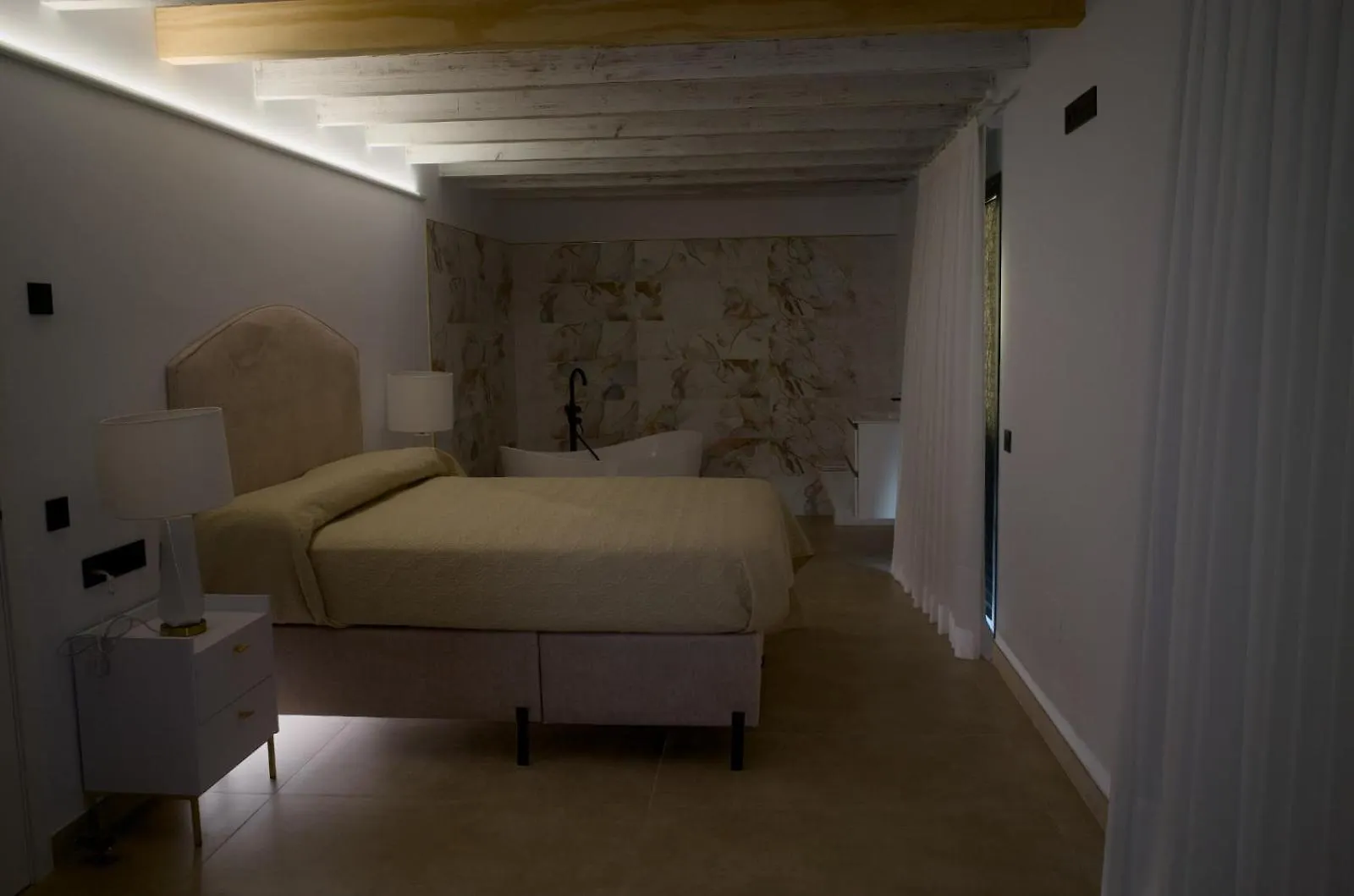 Villa Paraiso Seville 0*,  Spain